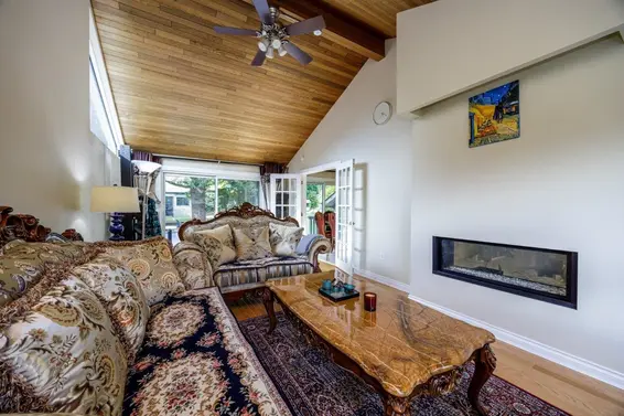 1427 Appin Road, North Vancouver For Sale - image 13