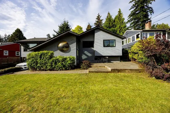 1427 Appin Road, North Vancouver For Sale - image 2