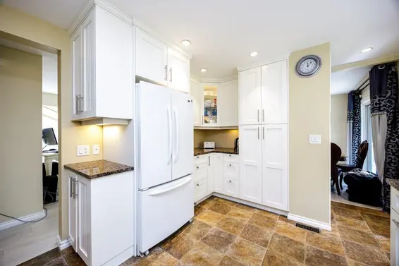1427 Appin Road, North Vancouver For Sale - image 9