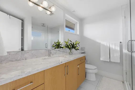 255 East 6th Street, North Vancouver For Sale - image 16