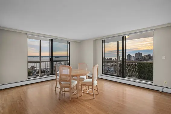 902 1390 Duchess Avenue, West Vancouver For Sale - image 5