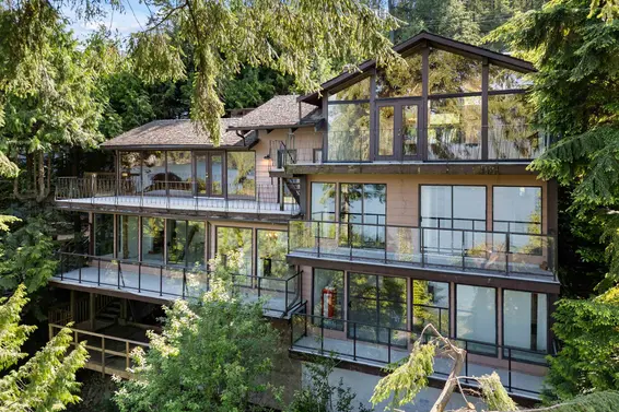 1996 Cardinal Crescent, North Vancouver