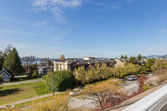 107 222 West 4Th Street, North Vancouver For Sale - image 31
