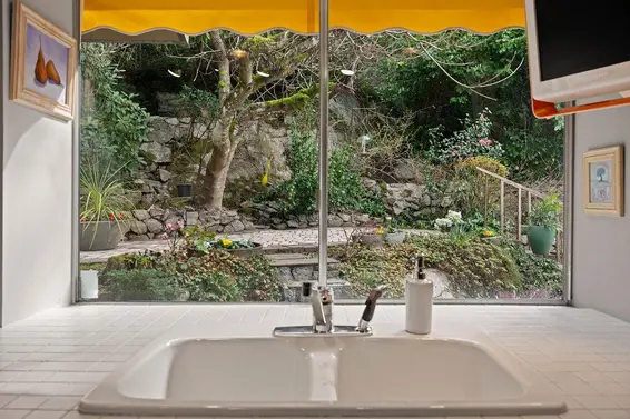 6035 Eagleridge Drive, West Vancouver For Sale - image 16