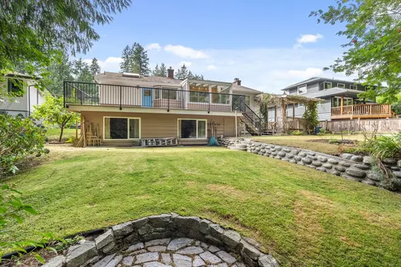 4352 Arundel Road, North Vancouver