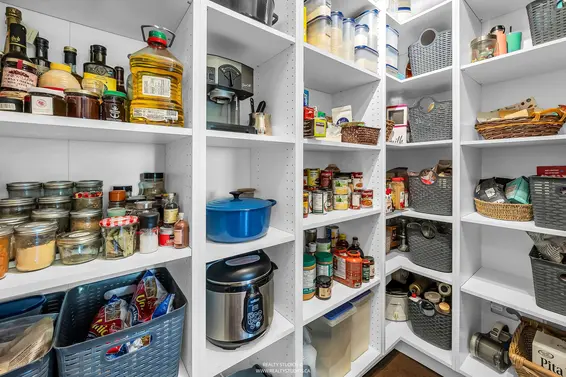 938 Beaumont Drive, North Vancouver For Sale - image 13