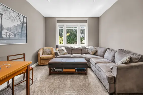 938 Beaumont Drive, North Vancouver For Sale - image 17