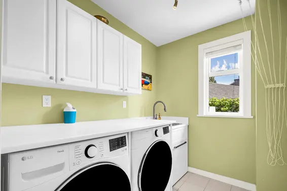 938 Beaumont Drive, North Vancouver For Sale - image 18