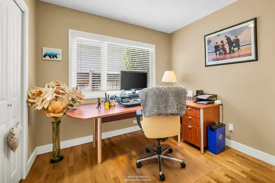 938 Beaumont Drive, North Vancouver For Sale - image 21