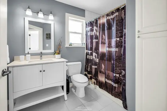 938 Beaumont Drive, North Vancouver For Sale - image 29