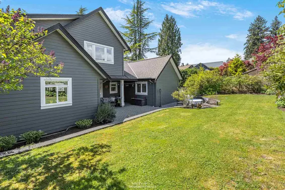 938 Beaumont Drive, North Vancouver For Sale - image 35