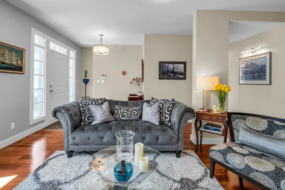 938 Beaumont Drive, North Vancouver For Sale - image 5