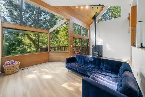 2103 Westview Drive, North Vancouver