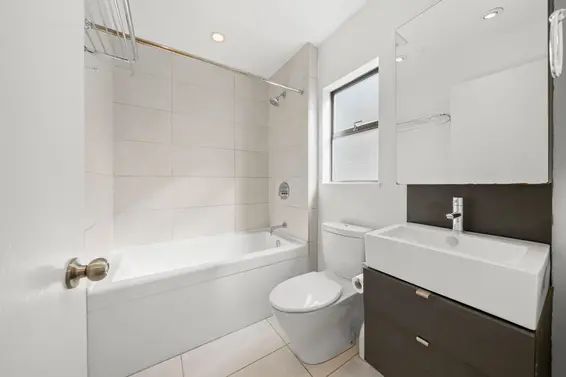 2103 Westview Drive, North Vancouver For Sale - image 20
