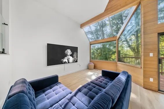 2103 Westview Drive, North Vancouver For Sale - image 3