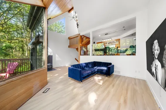 2103 Westview Drive, North Vancouver For Sale - image 4
