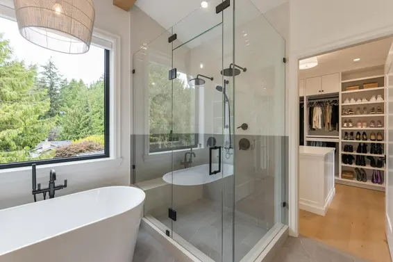 4597 Woodgreen Drive, West Vancouver For Sale - image 27