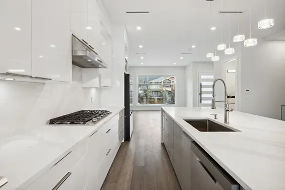 325 East 17th Street, North Vancouver For Sale - image 16