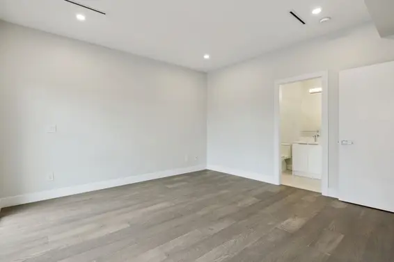 325 East 17th Street, North Vancouver For Sale - image 27