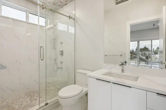325 East 17th Street, North Vancouver For Sale - image 28