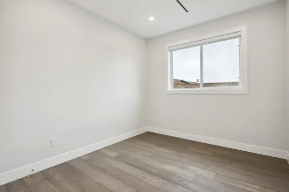 325 East 17th Street, North Vancouver For Sale - image 32