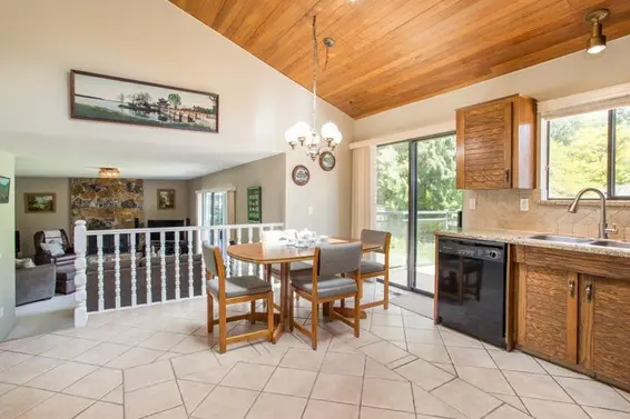 3664 Mcewen Avenue, North Vancouver For Sale - image 5