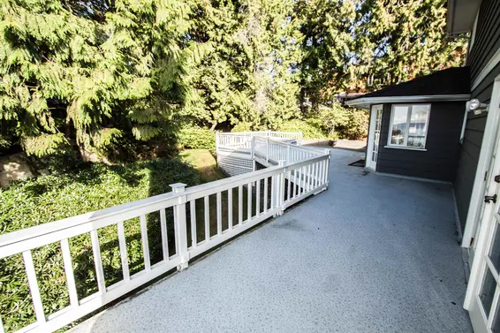 4032 Ripple Road, West Vancouver For Sale - image 27