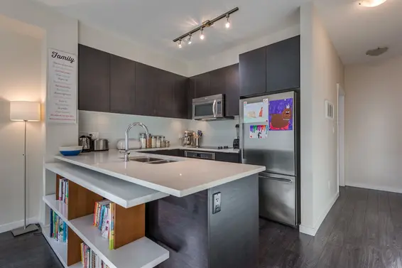 411 2665 Mountain Highway, North Vancouver For Sale - image 5