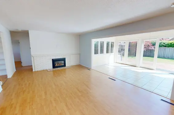 1567 Mcbride Street, North Vancouver For Sale - image 4