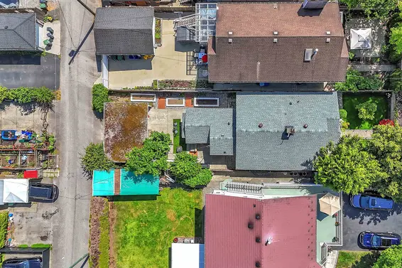 1698 Garden Avenue, North Vancouver For Sale - image 23