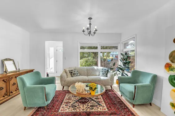 1698 Garden Avenue, North Vancouver For Sale - image 7