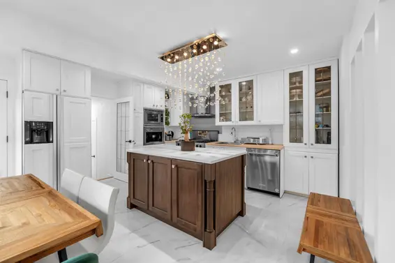 1698 Garden Avenue, North Vancouver For Sale - image 9