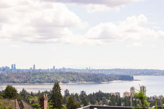 2190 Shafton Place, West Vancouver For Sale - image 11