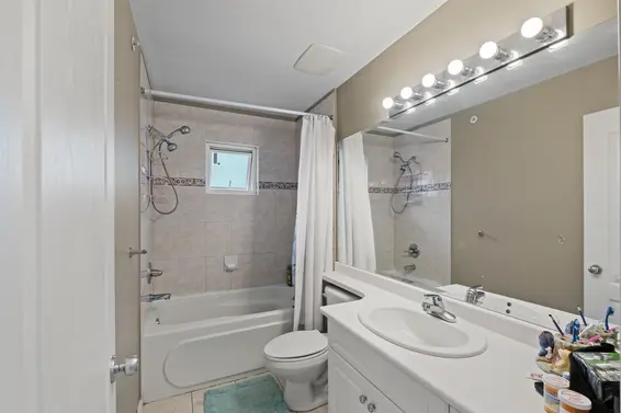 416 West Keith Road, North Vancouver For Sale - image 16