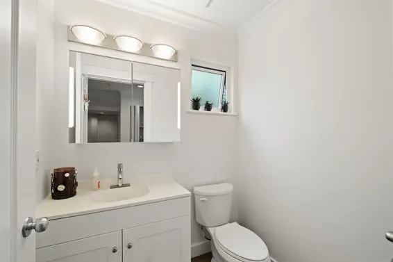 416 West Keith Road, North Vancouver For Sale - image 17