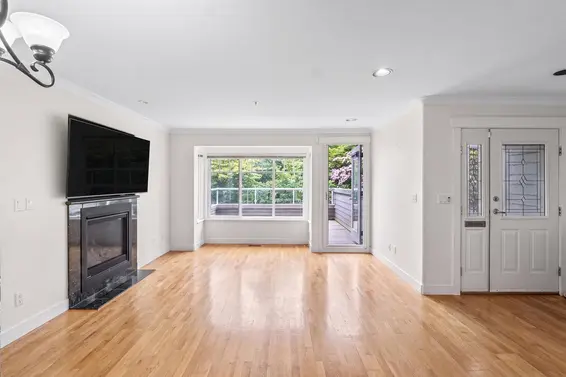 416 West Keith Road, North Vancouver For Sale - image 19