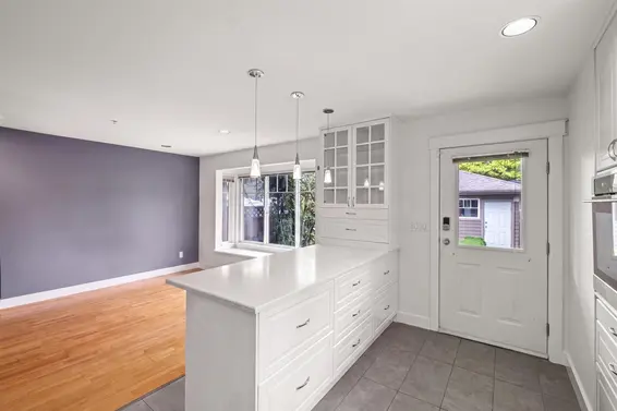 416 West Keith Road, North Vancouver For Sale - image 25