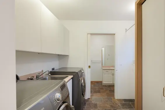 4779 Woodley Drive, West Vancouver For Sale - image 30