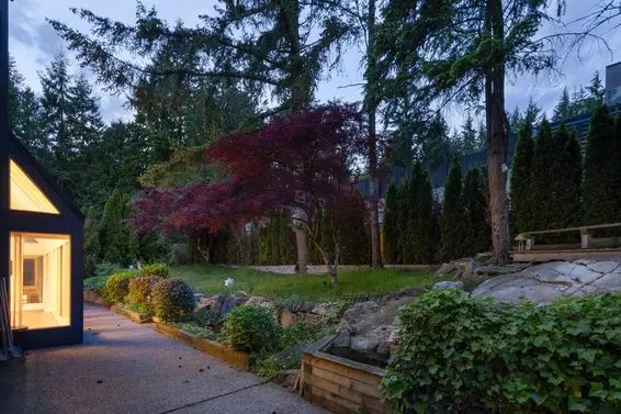 4779 Woodley Drive, West Vancouver For Sale - image 36
