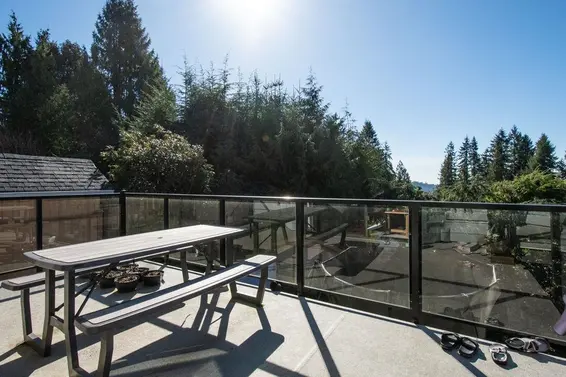 2035 Hill Drive, North Vancouver For Sale - image 14
