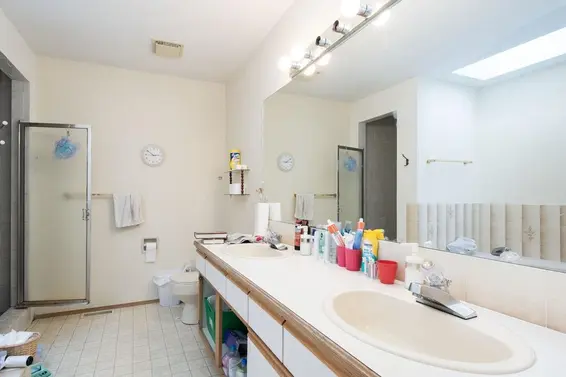 2035 Hill Drive, North Vancouver For Sale - image 21