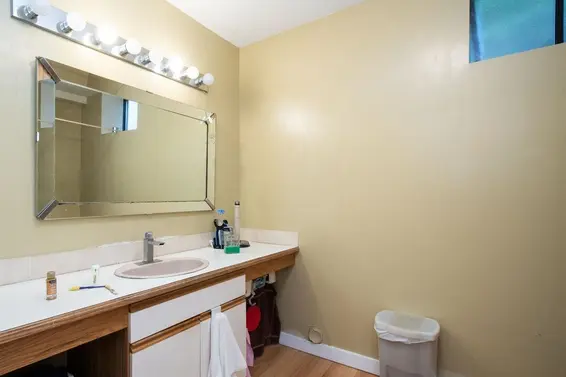 2035 Hill Drive, North Vancouver For Sale - image 25