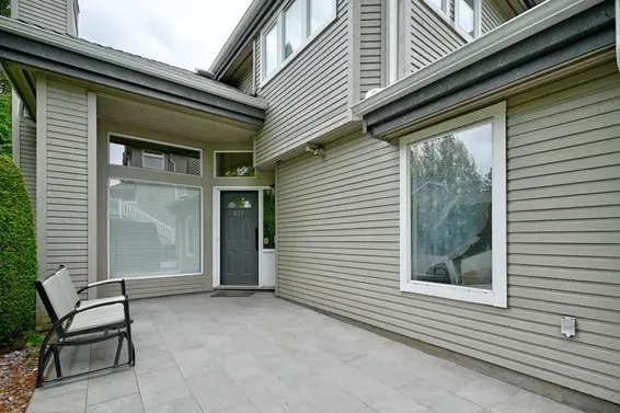 821 Roche Point Drive, North Vancouver For Sale - image 4