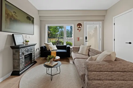 161 565 East 2nd Street, North Vancouver For Sale - image 5