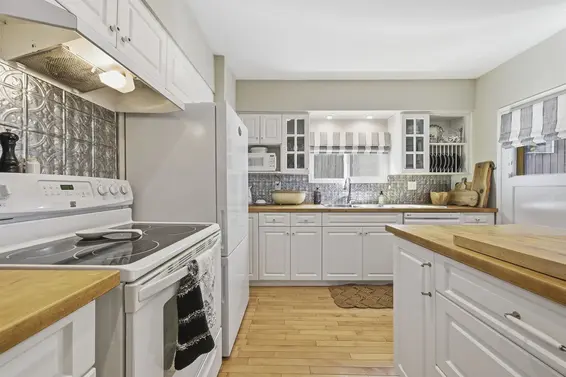 2029 Philip Avenue, North Vancouver For Sale - image 8