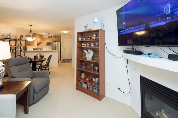 263 1100 East 29th Street, North Vancouver For Sale - image 7