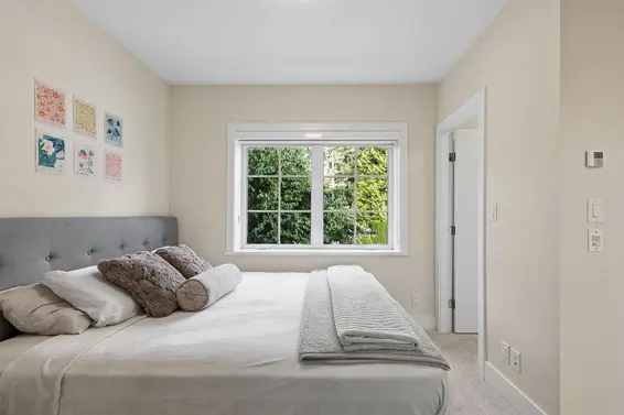 12 1133 Ridgewood Drive, North Vancouver For Sale - image 23