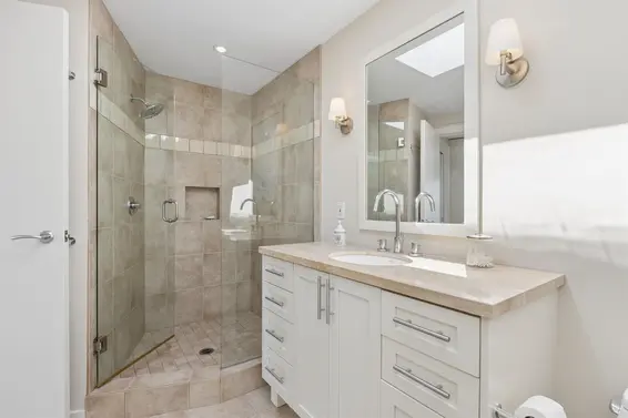 2621 Bellevue Avenue, West Vancouver For Sale - image 16
