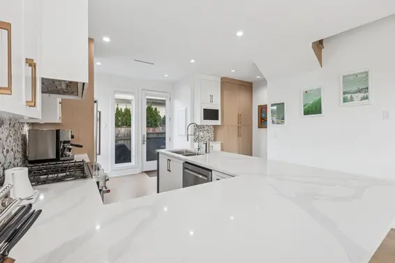 366 West Keith Road, North Vancouver For Sale - image 10