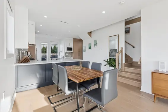 366 West Keith Road, North Vancouver For Sale - image 12